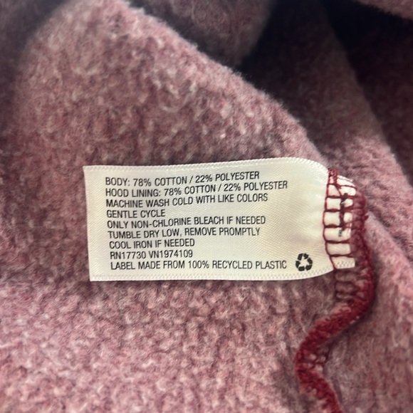 Wild Fable Women’s Cut Off Burgundy New York Hoodie Small - Picture 6 of 7